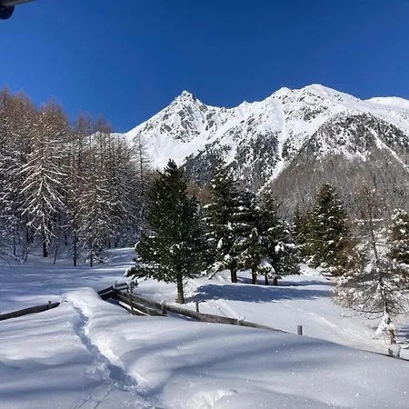 Mondstein Semesterbostad